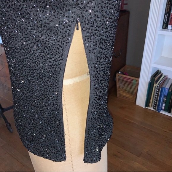 Lawrence Kazar beaded one shoulder top Size M - Picture 3 of 5